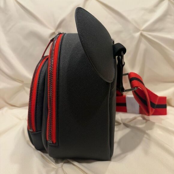 Disney X Baby Freshly Picked Black Mickey Anaheim Crossbody Bag Changing Pad NWT - Picture 3 of 9